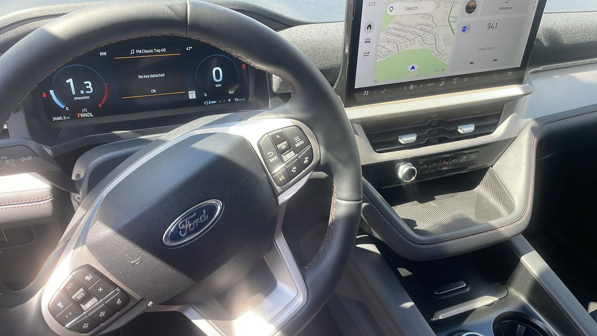 Used 2025 Ford Explorer Active image 12