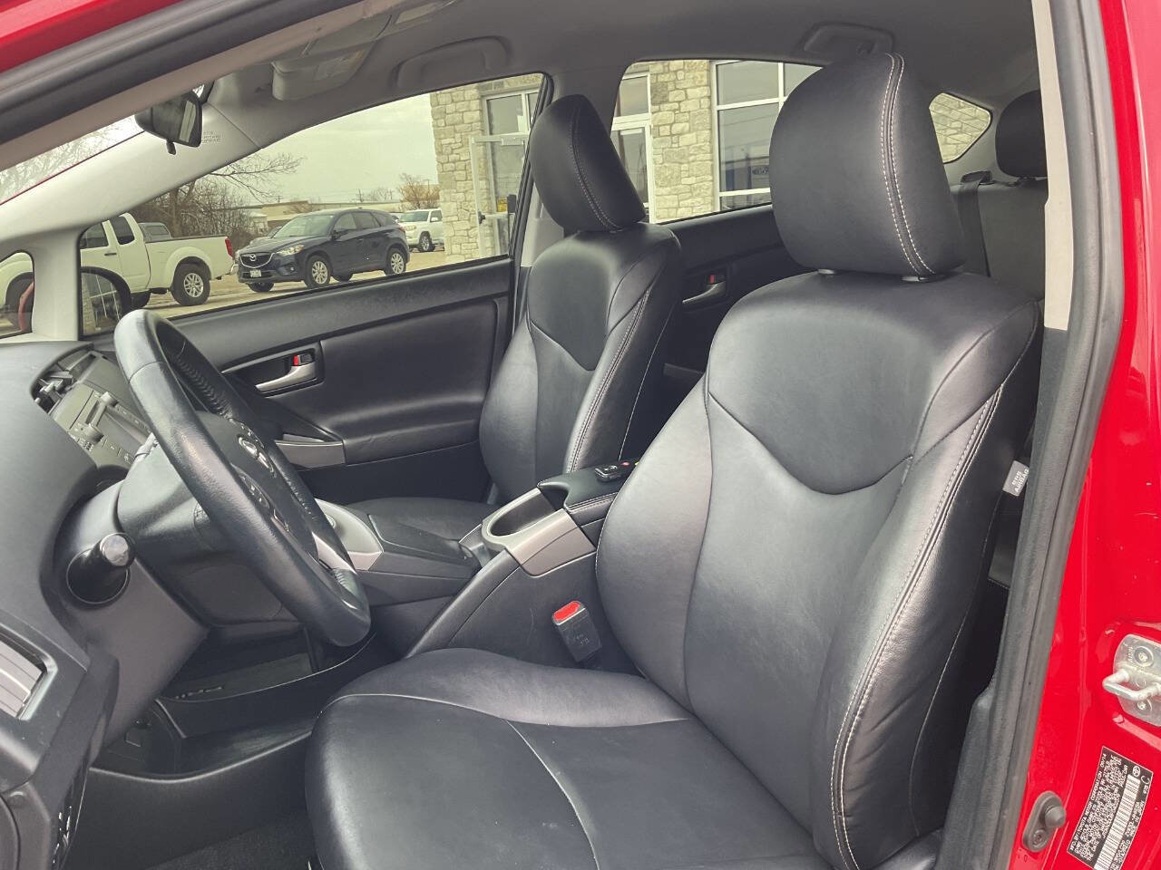 Used 2015 Toyota Prius Persona Series FWD image 15