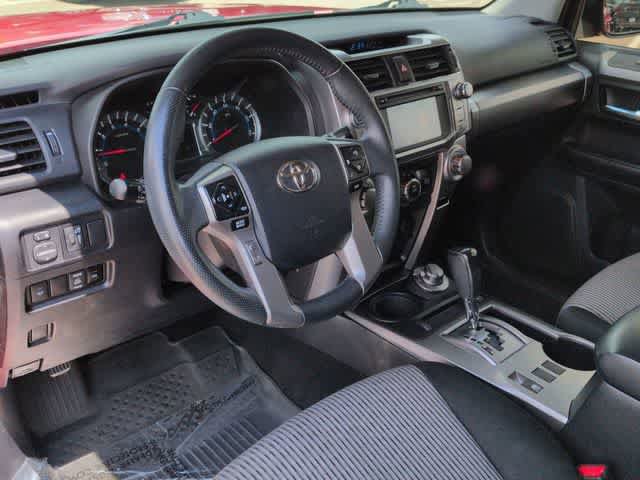 Used 2016 Toyota 4Runner SR5 AWD/4WD image 10