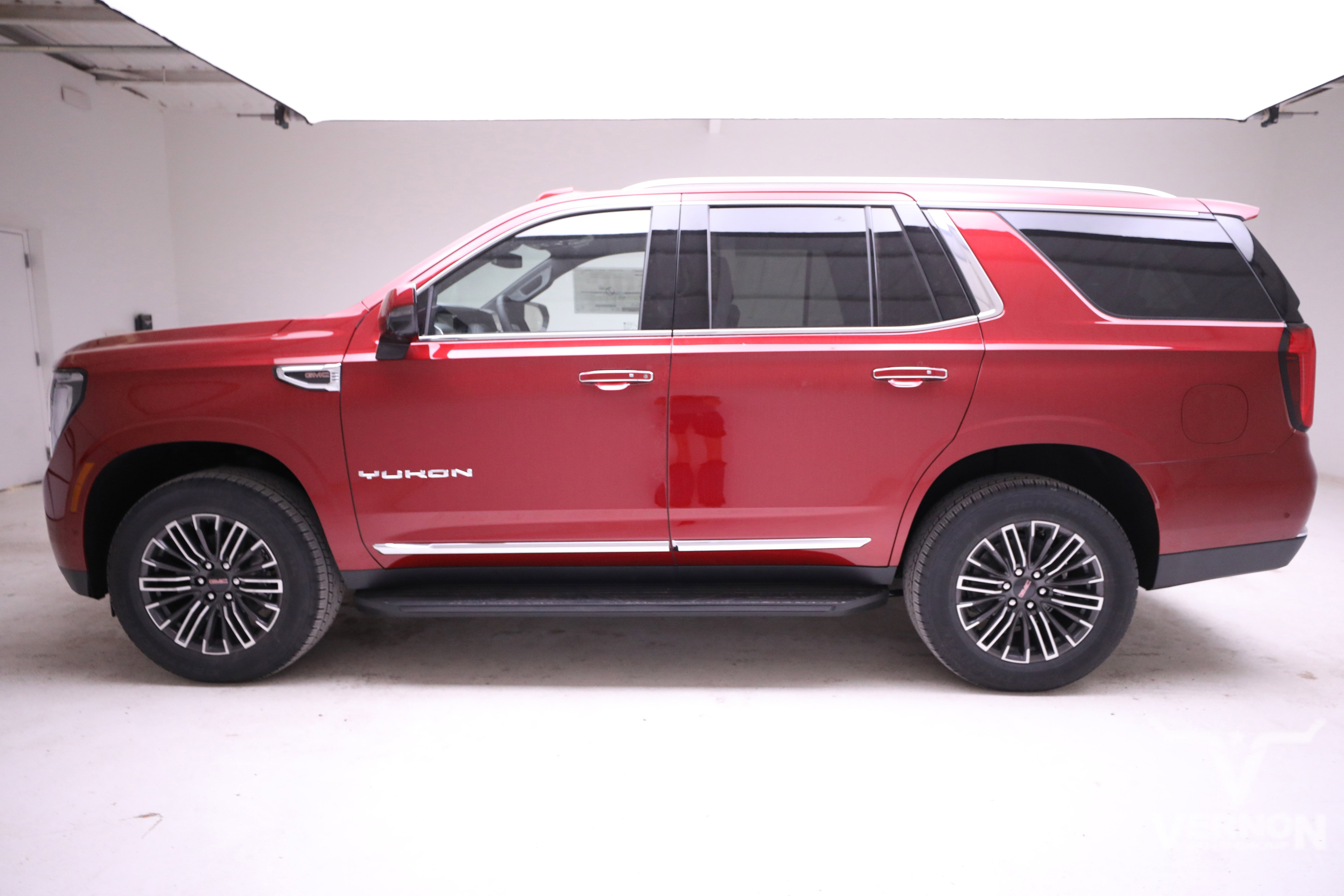 New 2026 GMC Yukon Elevation image 2