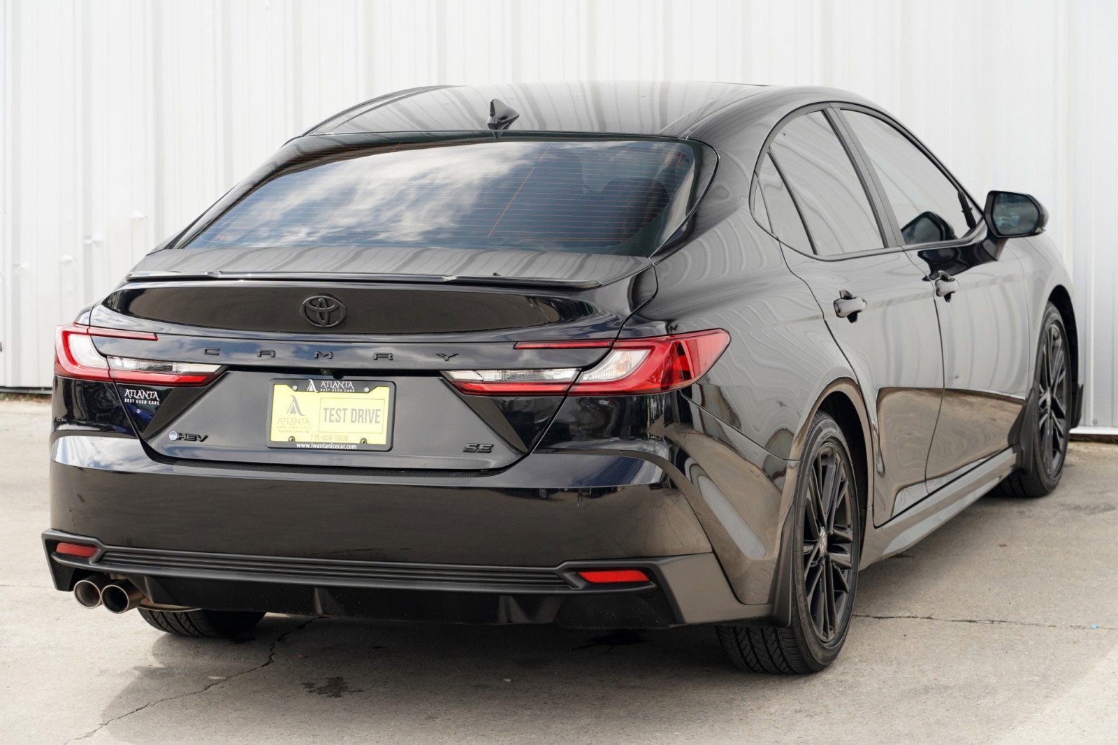 Used 2025 Toyota Camry SE w/ Convenience Package image 51