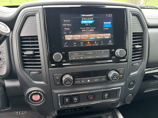 Used 2024 Nissan Titan SV w/ SV Convenience Package RWD image 19