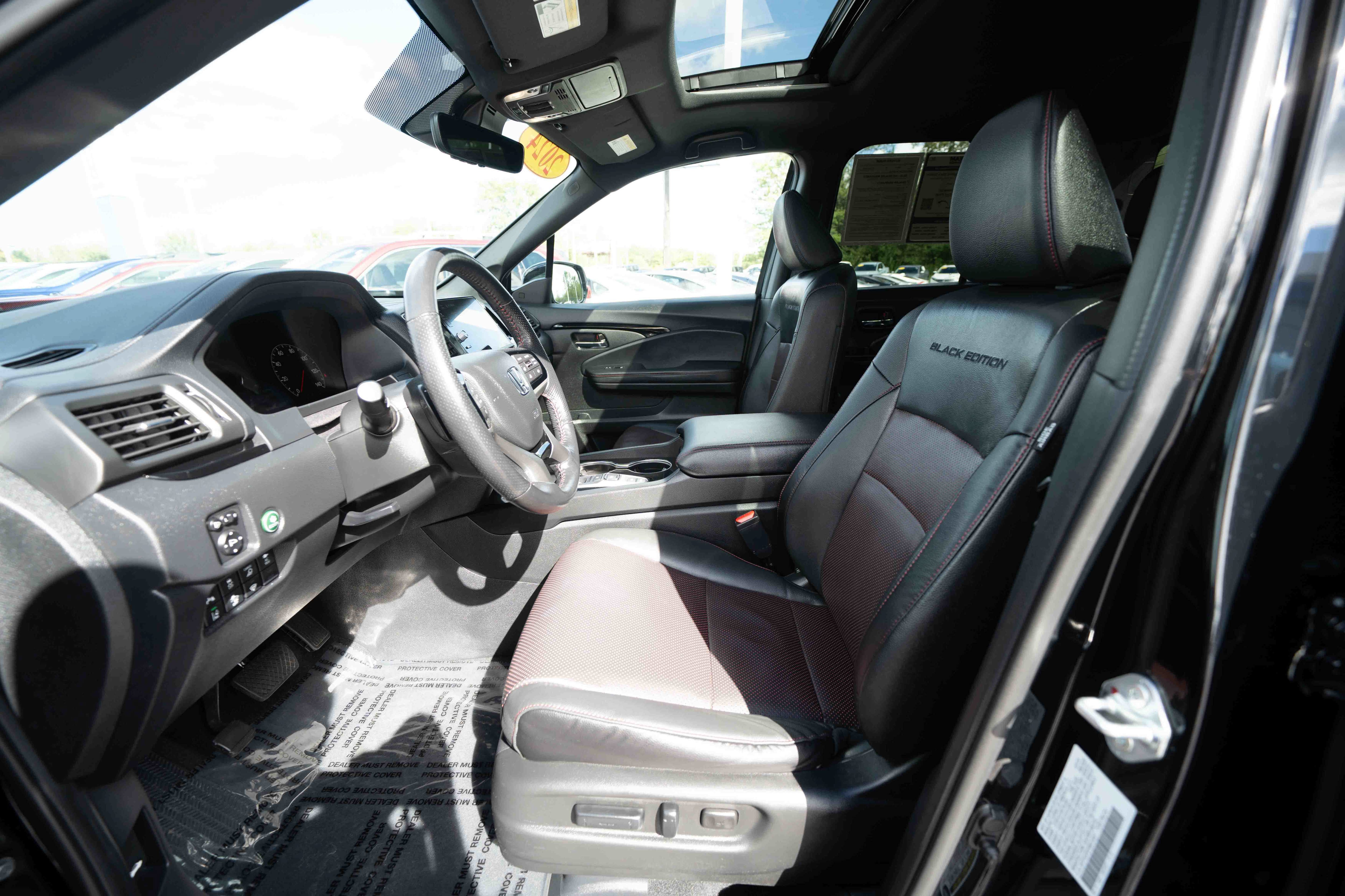 Used 2024 Honda Ridgeline Black Edition image 9