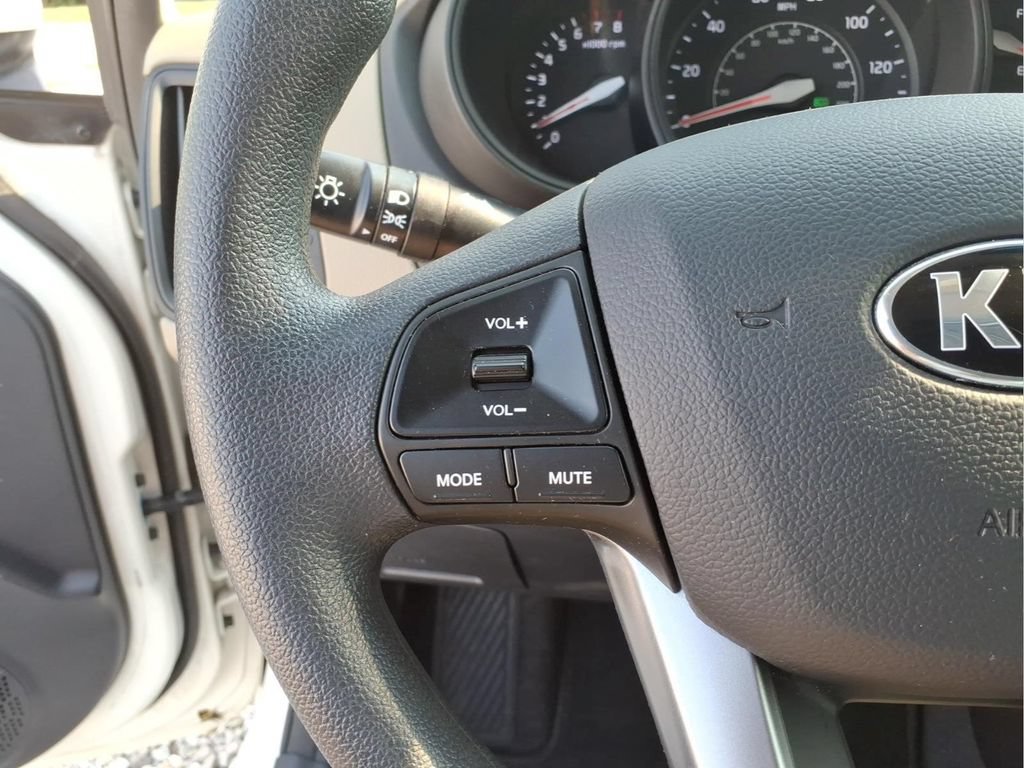 Used 2014 Kia Rio LX FWD image 19