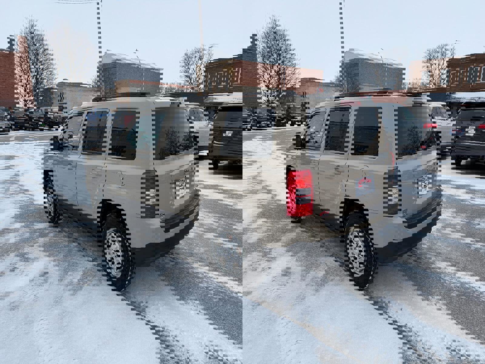 Used 2017 Jeep Patriot Sport w/ Power Value Group image 6