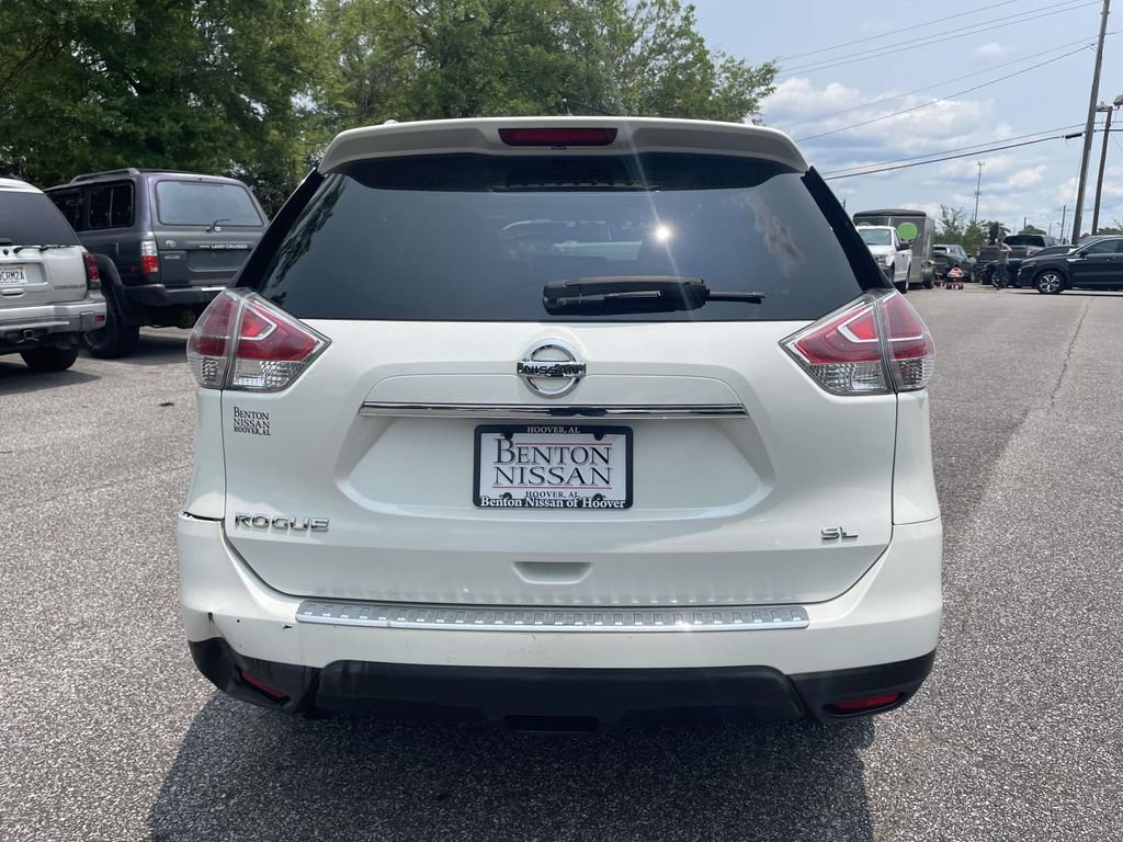 Used 2016 Nissan Rogue SL w/ SL Premium Package FWD image 4
