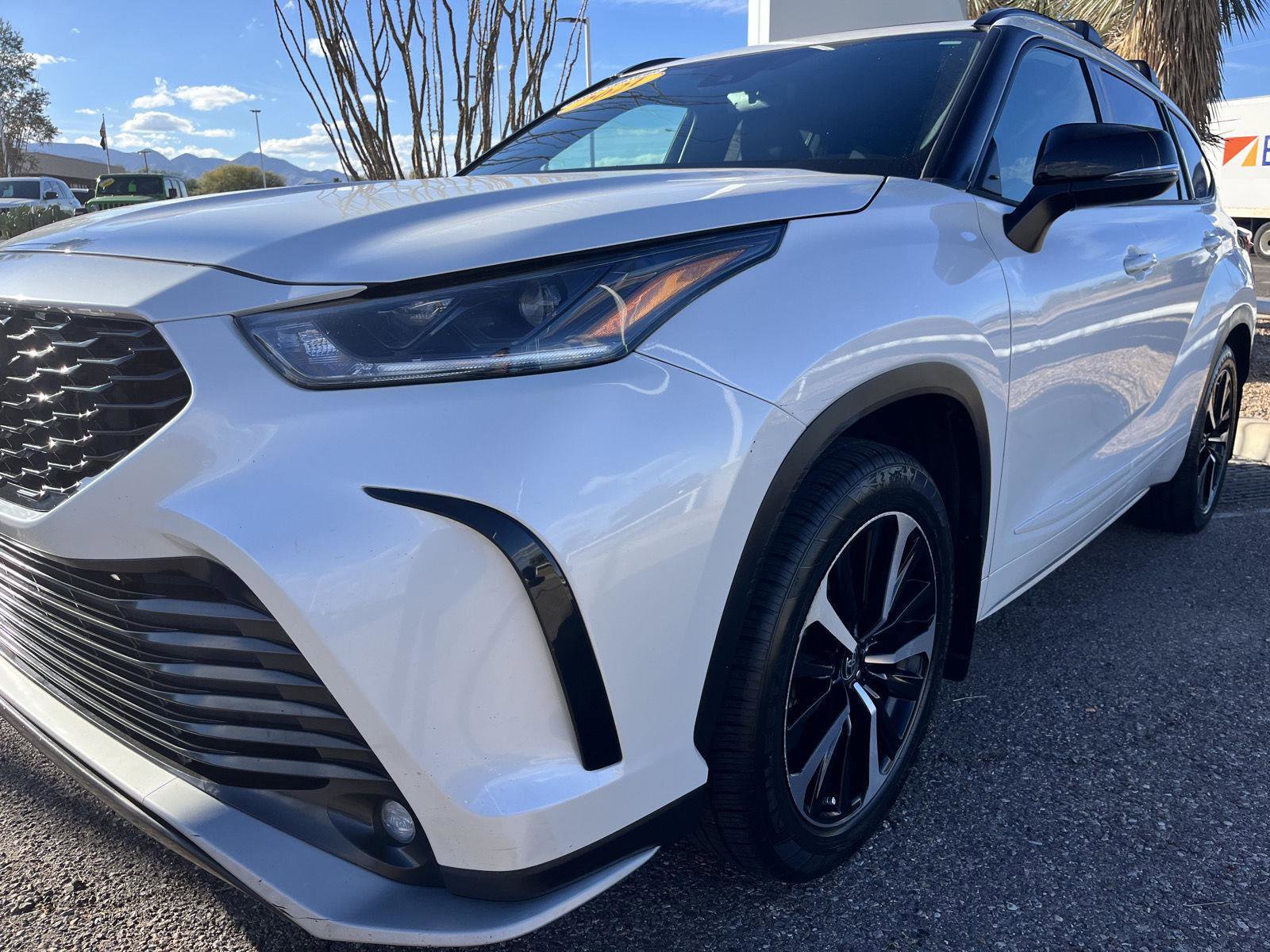 Used 2021 Toyota Highlander XSE image 10