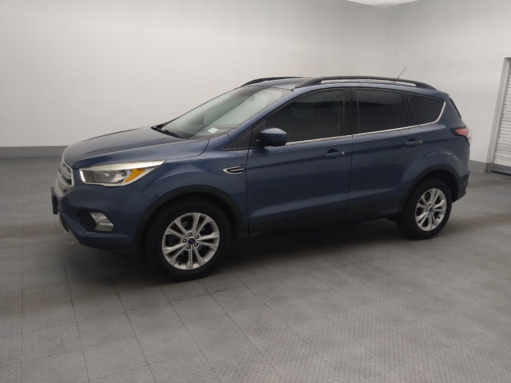 Used 2018 Ford Escape SE FWD image 2
