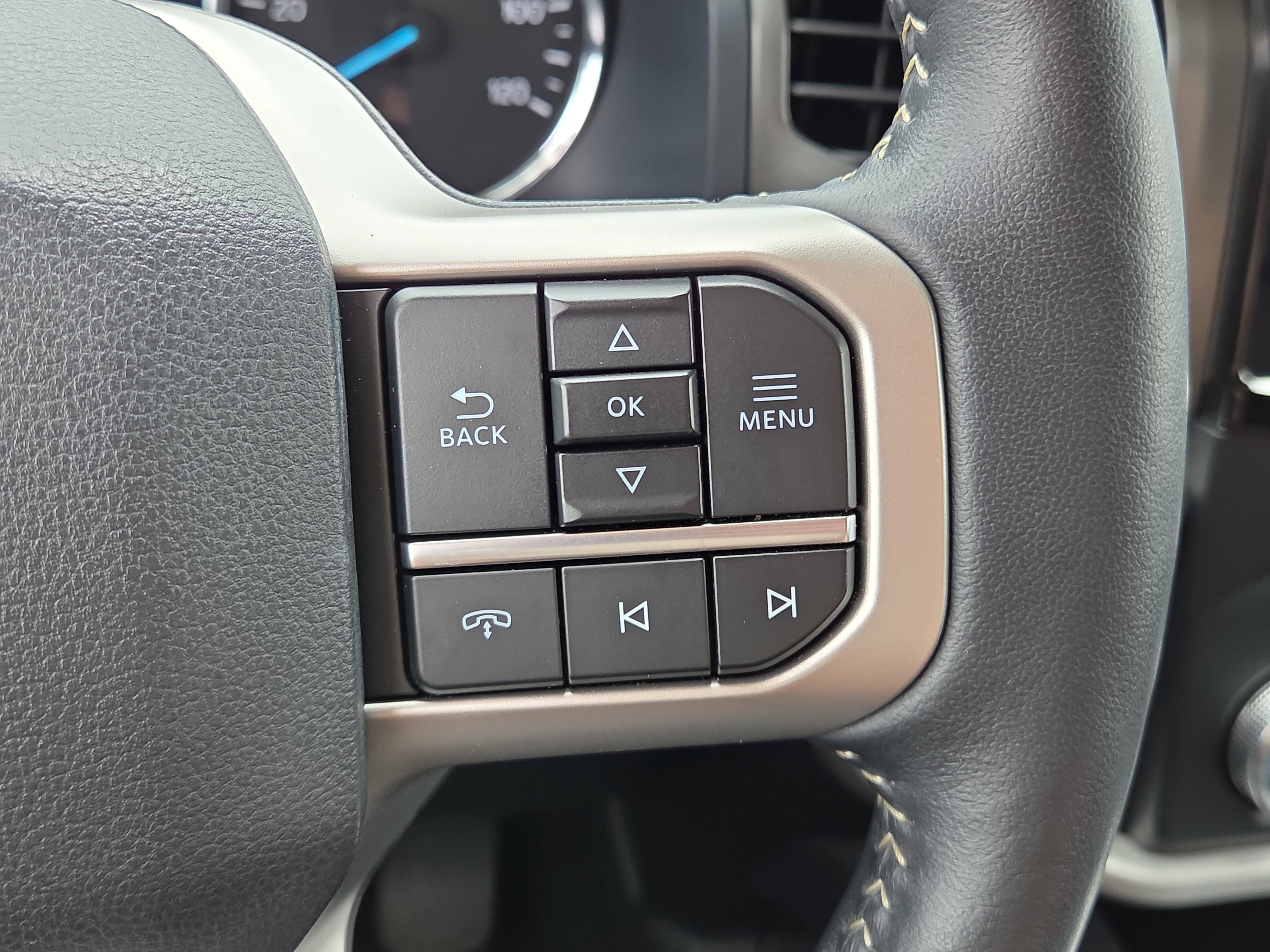 Used 2024 Ford Expedition XLT RWD image 22