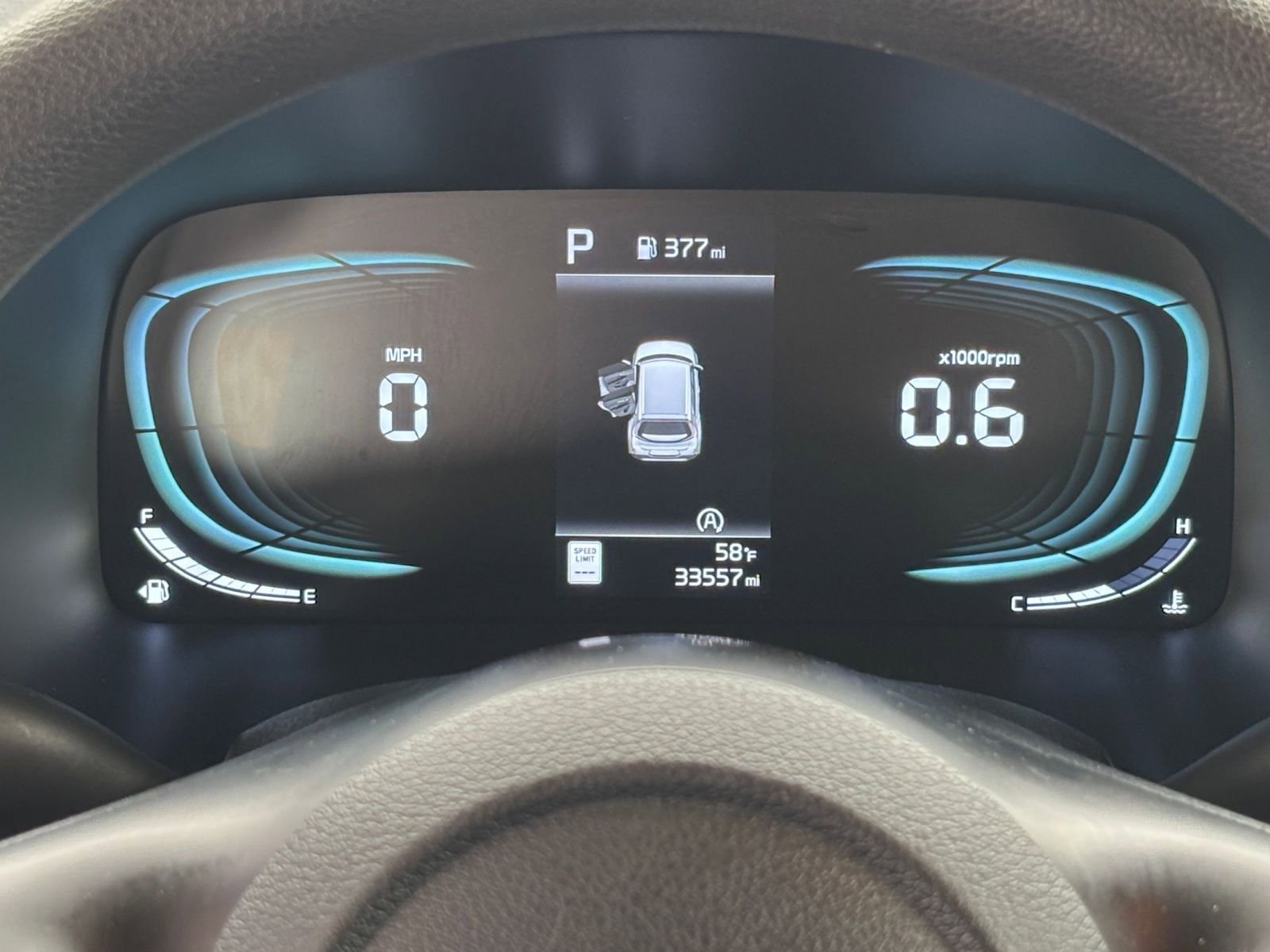 Used 2025 Kia Soul LX w/ LX Technology Package FWD image 38