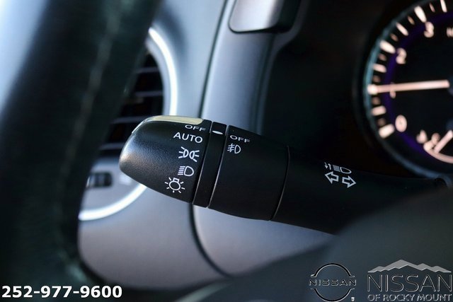 Used 2019 INFINITI QX60 Luxe w/ Essential Package image 28