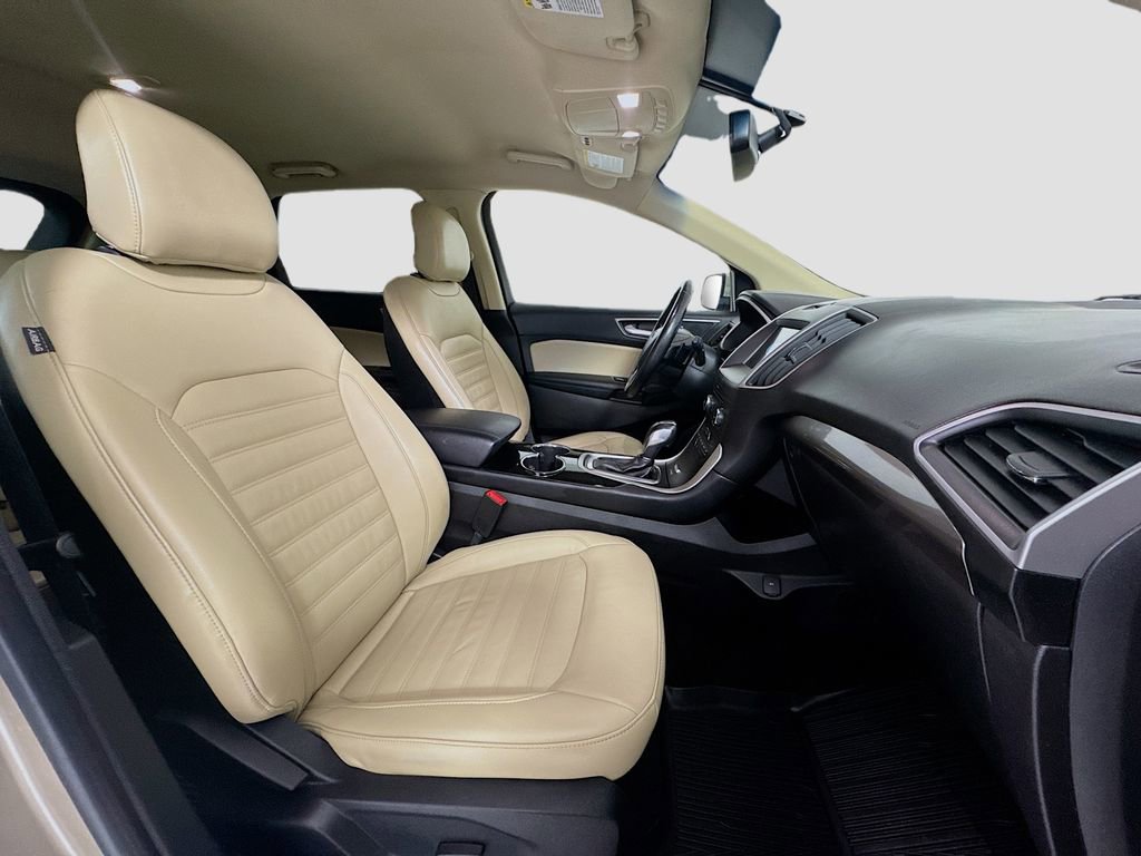 Used 2017 Ford Edge SEL w/ Equipment Group 201A image 26