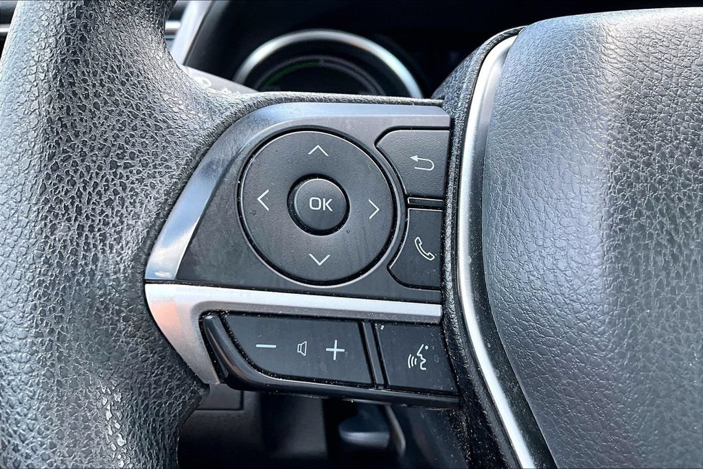 Used 2021 Toyota Camry LE w/ Protection Package (Q2) (TMS) FWD image 17