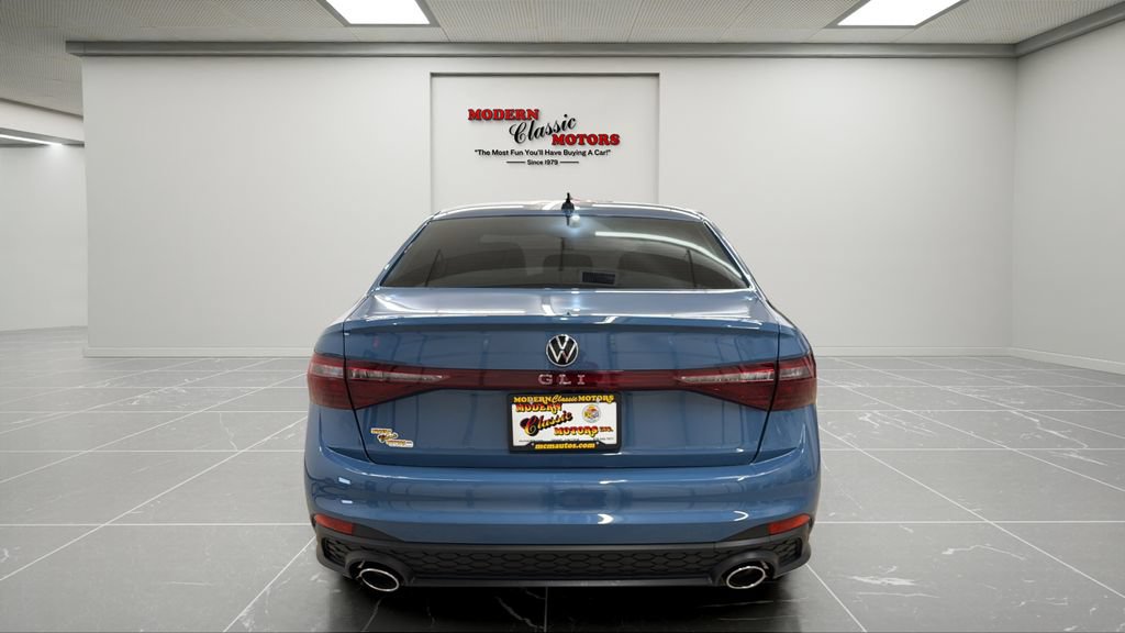 Used 2026 Volkswagen Jetta GLI Autobahn FWD image 4