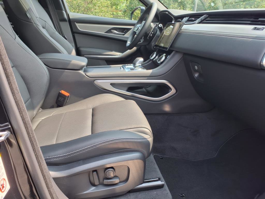 New 2026 Jaguar F-PACE R-Dynamic S image 23