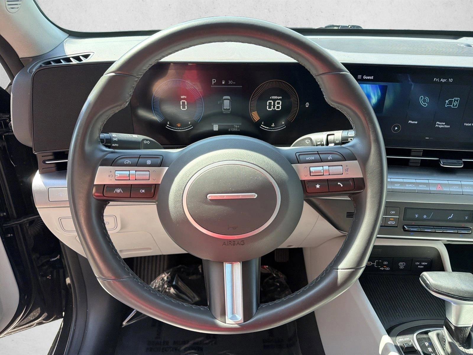 Used 2024 Hyundai Kona SEL FWD image 14