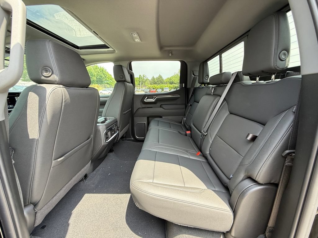 New 2026 Chevrolet Silverado 1500 LTZ w/ Technology Package AWD/4WD image 28