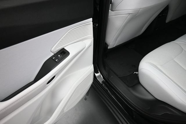 New 2026 Jeep Cherokee Laredo AWD/4WD image 12