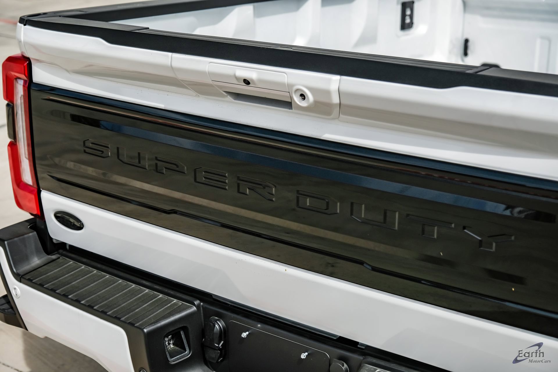 Used 2026 Ford F450 Platinum w/ FX4 Off-Road Package image 15