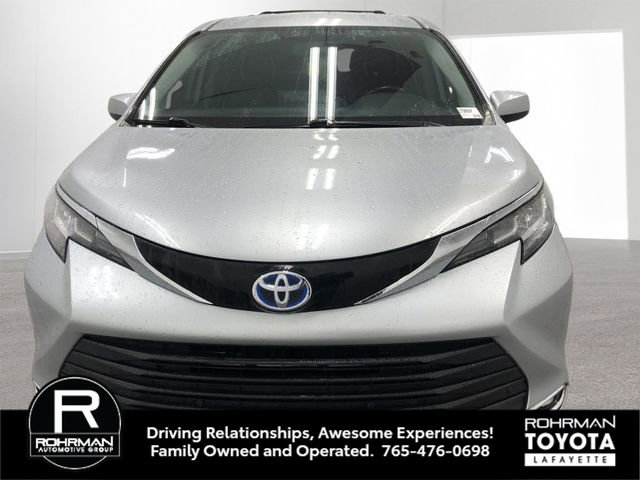Used 2021 Toyota Sienna XLE FWD image 10