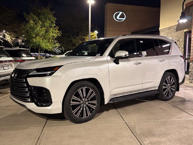 New 2026 Lexus LX 600 4WD w/ Accessory Package (2T) image 9