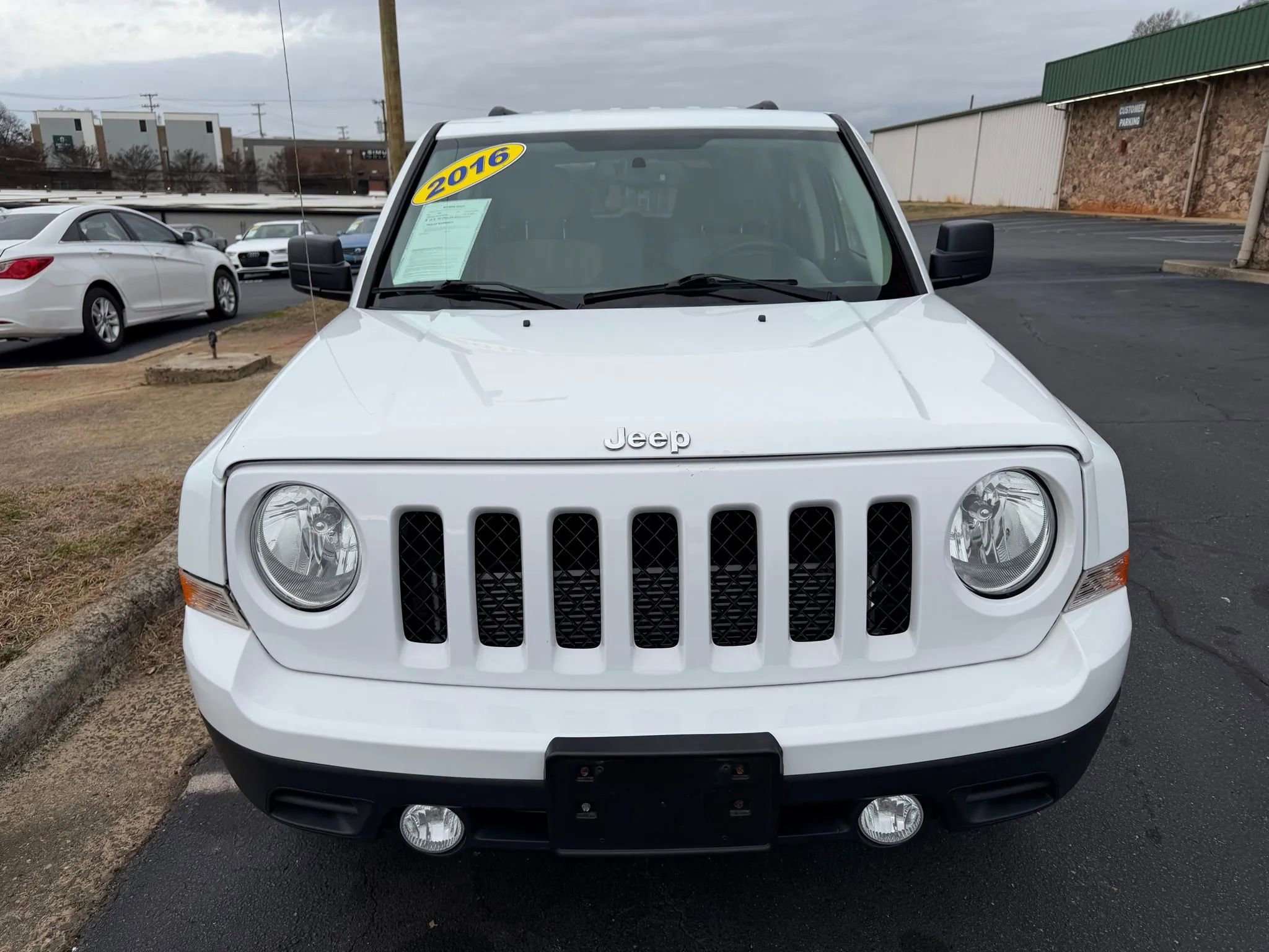 Used 2016 Jeep Patriot Sport w/ Power Value Group image 2