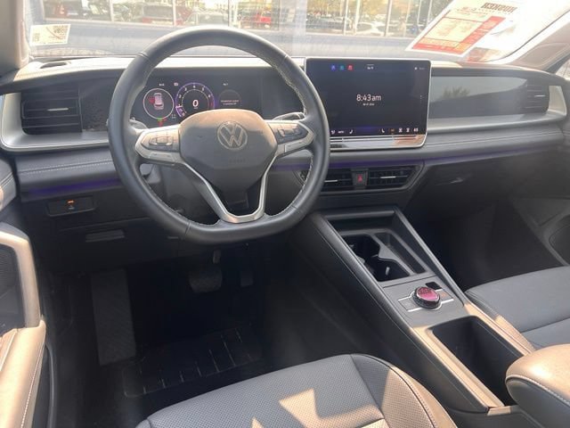 Used 2026 Volkswagen Tiguan SE AWD/4WD image 13