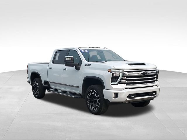 Certified 2026 Chevrolet Silverado 2500 High Country w/ High Country Premium Package AWD/4WD image 2