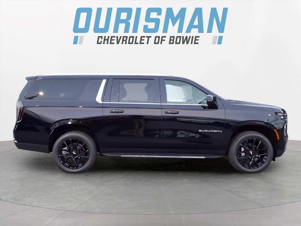 New 2026 Chevrolet Suburban LT w/ Comfort Package AWD/4WD image 2