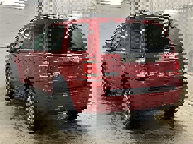 Used 2011 Ford Escape Limited w/ 302A Rapid Spec Order Code image 22