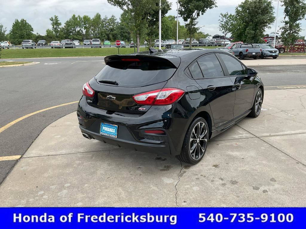 Used 2019 Chevrolet Cruze Diesel w/ Sun And Sound Package FWD image 5