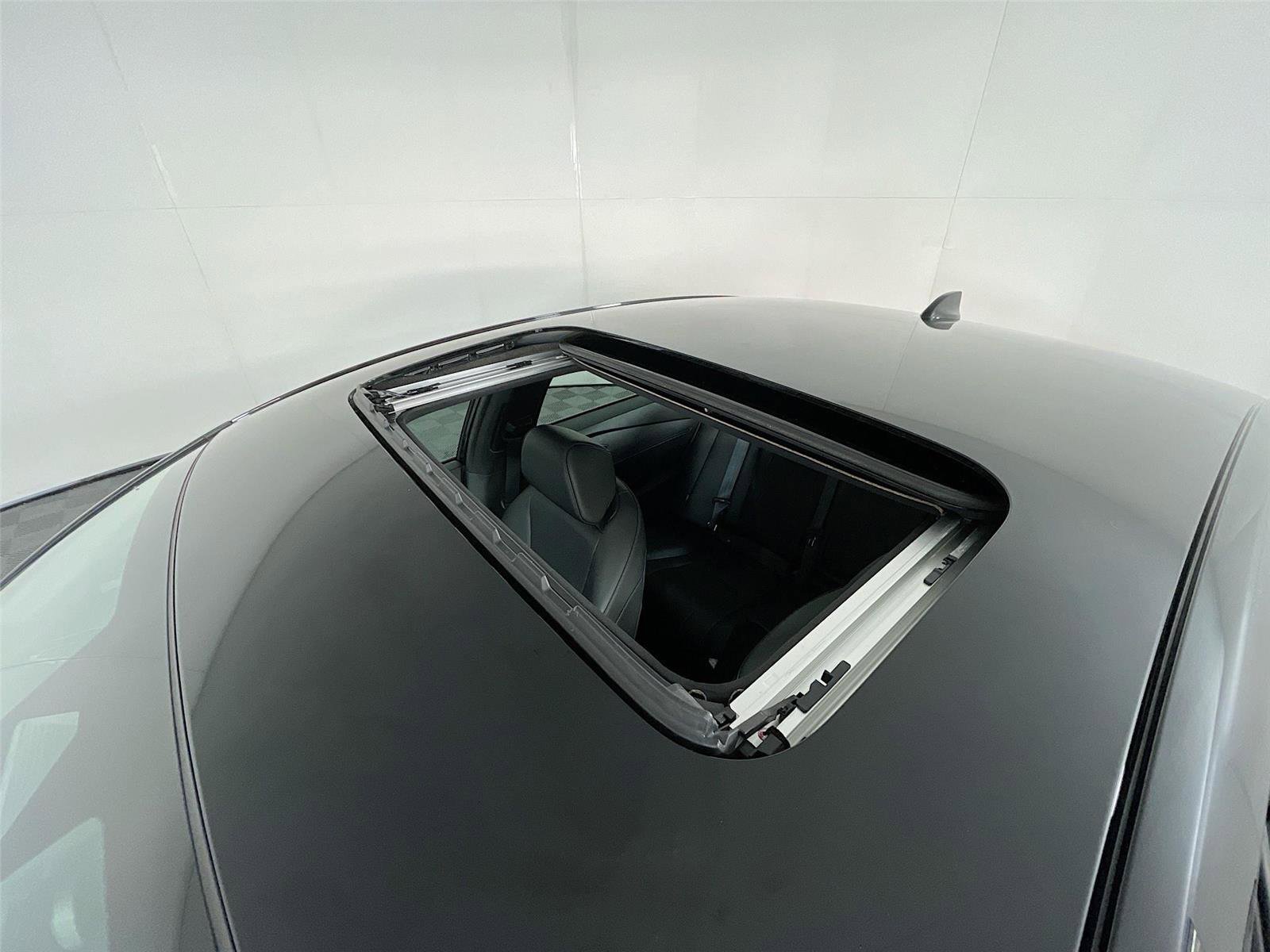 Used 2025 Honda Accord Sport image 12