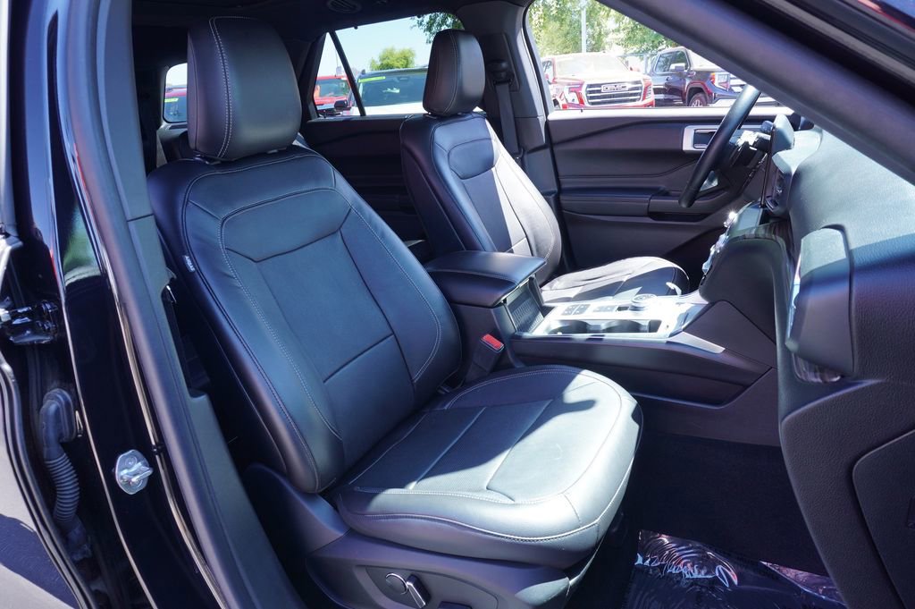 Used 2020 Ford Explorer Limited image 13