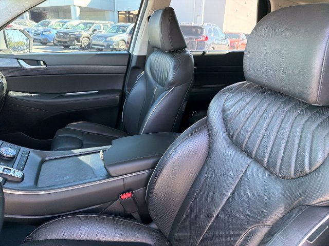 Used 2023 Hyundai Palisade Limited w/ Winter Package AWD/4WD image 20