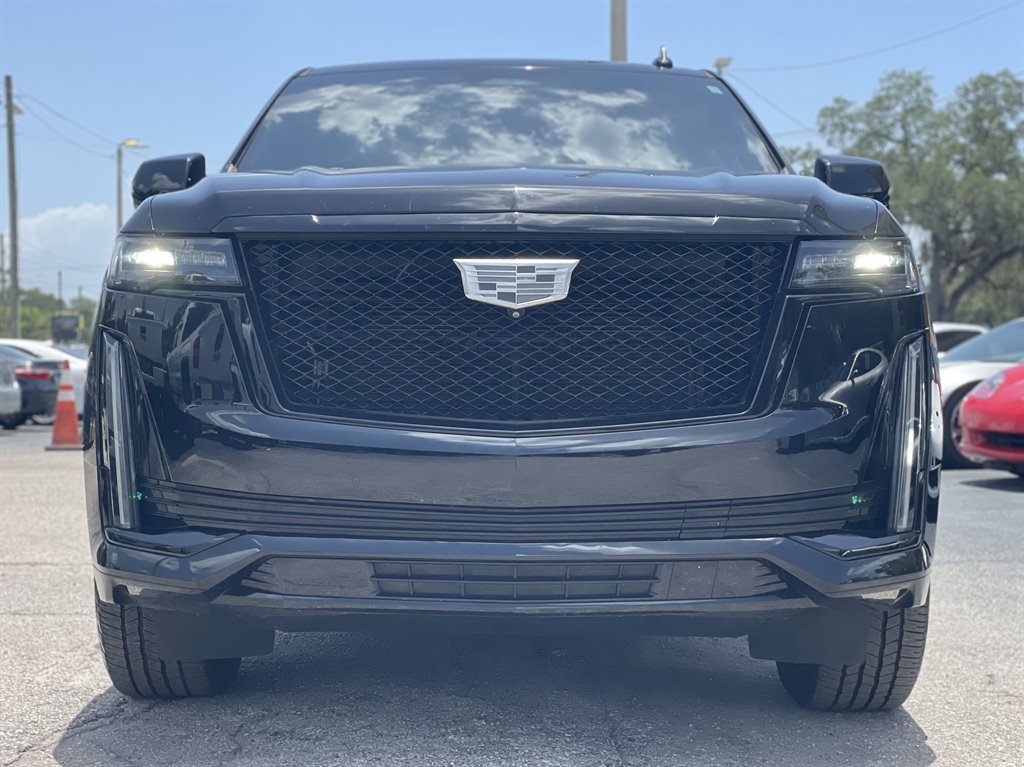 Used 2021 Cadillac Escalade ESV Sport w/ Driver Assist Tech Package AWD/4WD image 9