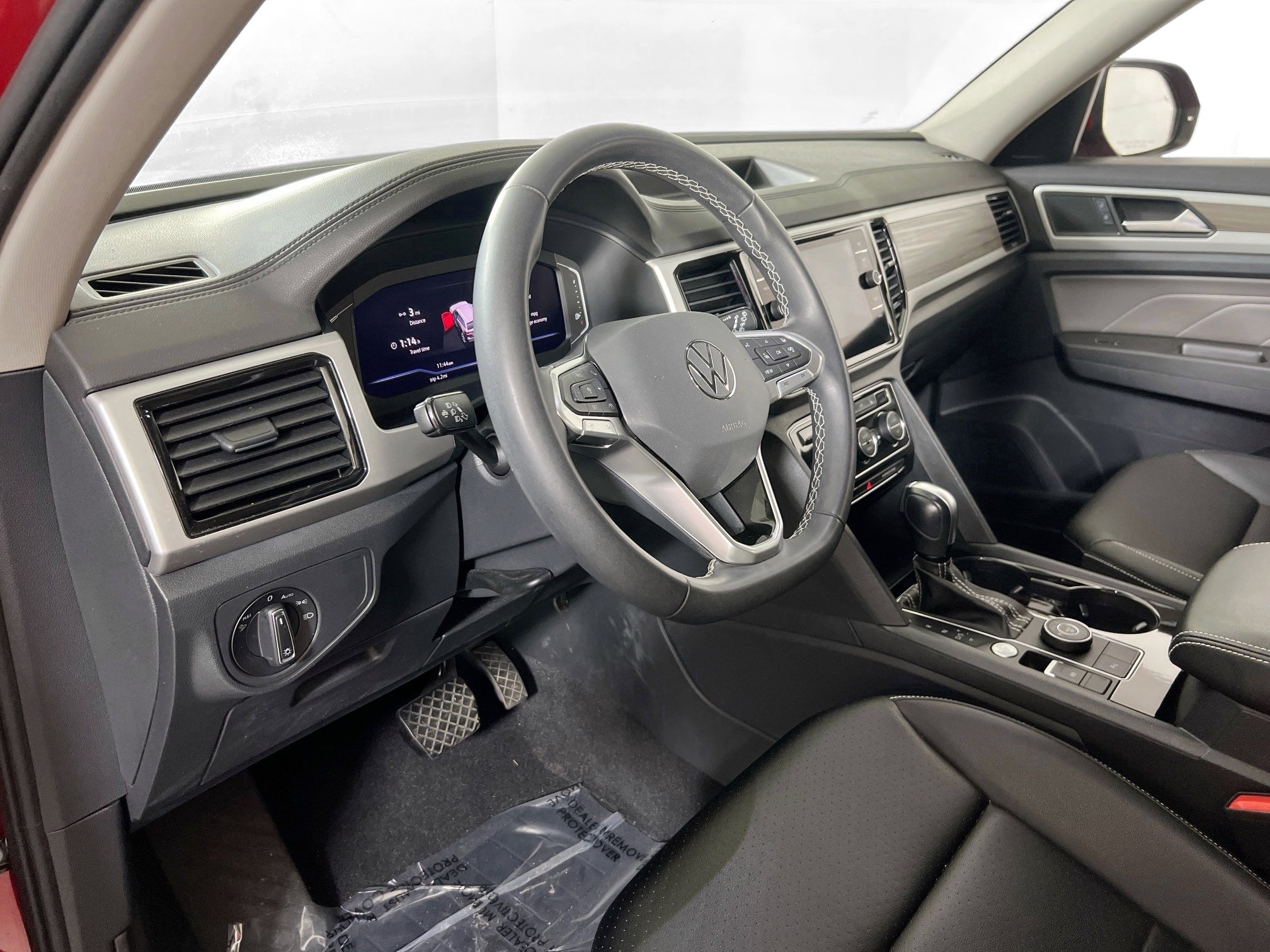 Used 2023 Volkswagen Atlas SEL image 9