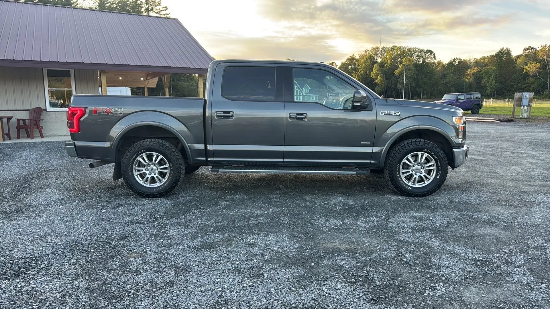 Used 2017 Ford F150 Lariat w/ Equipment Group 501A Mid AWD/4WD image 3