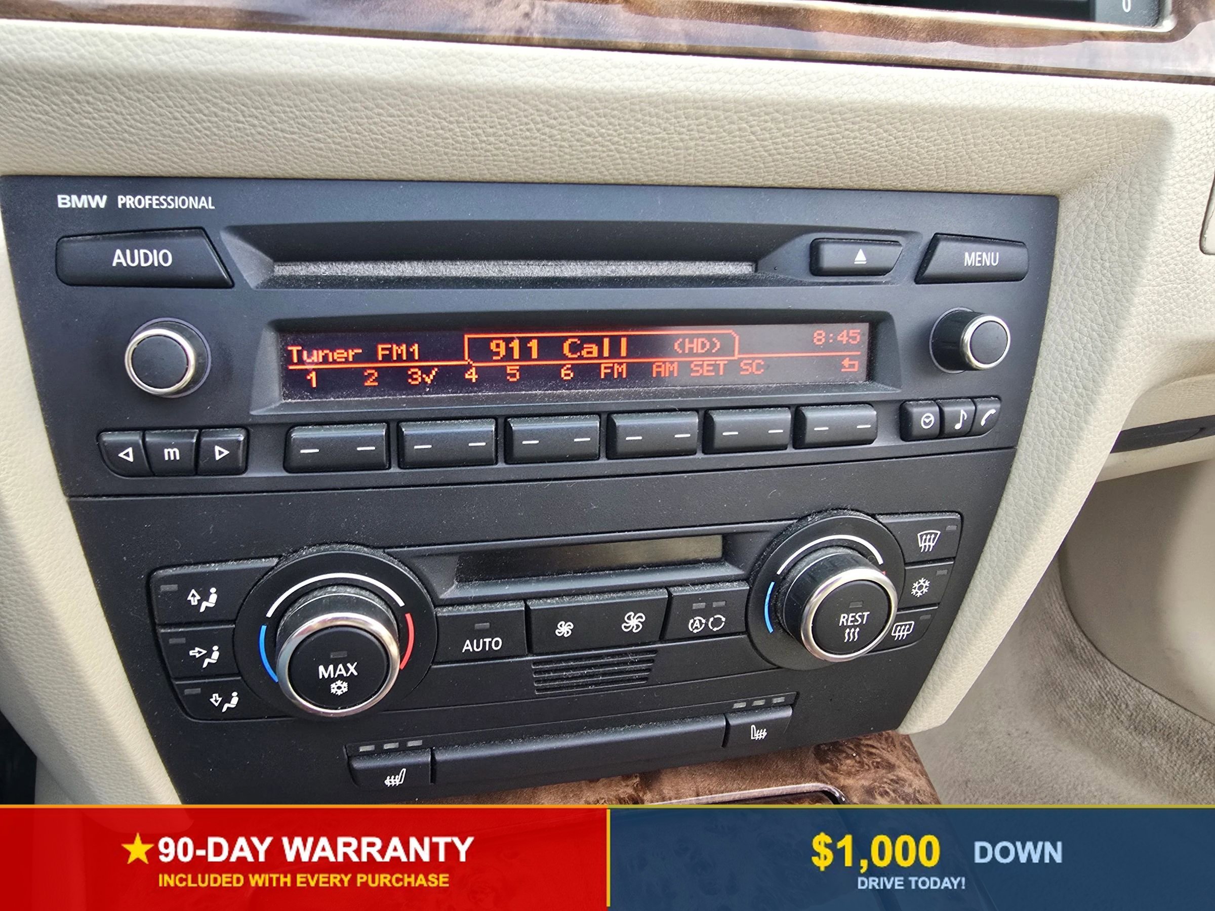 Used 2008 BMW 335i Convertible w/ Premium Pkg image 34