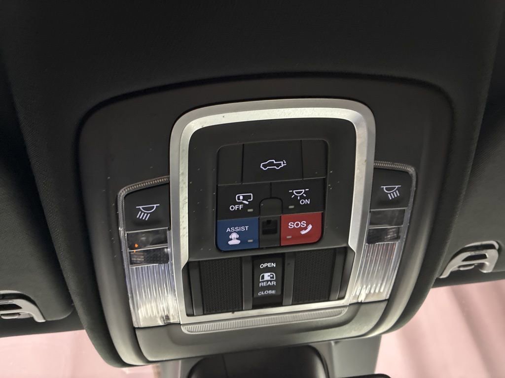 Used 2021 RAM 1500 Limited w/ Body Color Bumper Group image 20