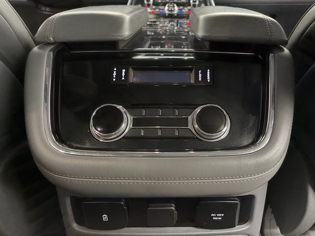 Used 2019 Lincoln Navigator Reserve AWD/4WD image 45