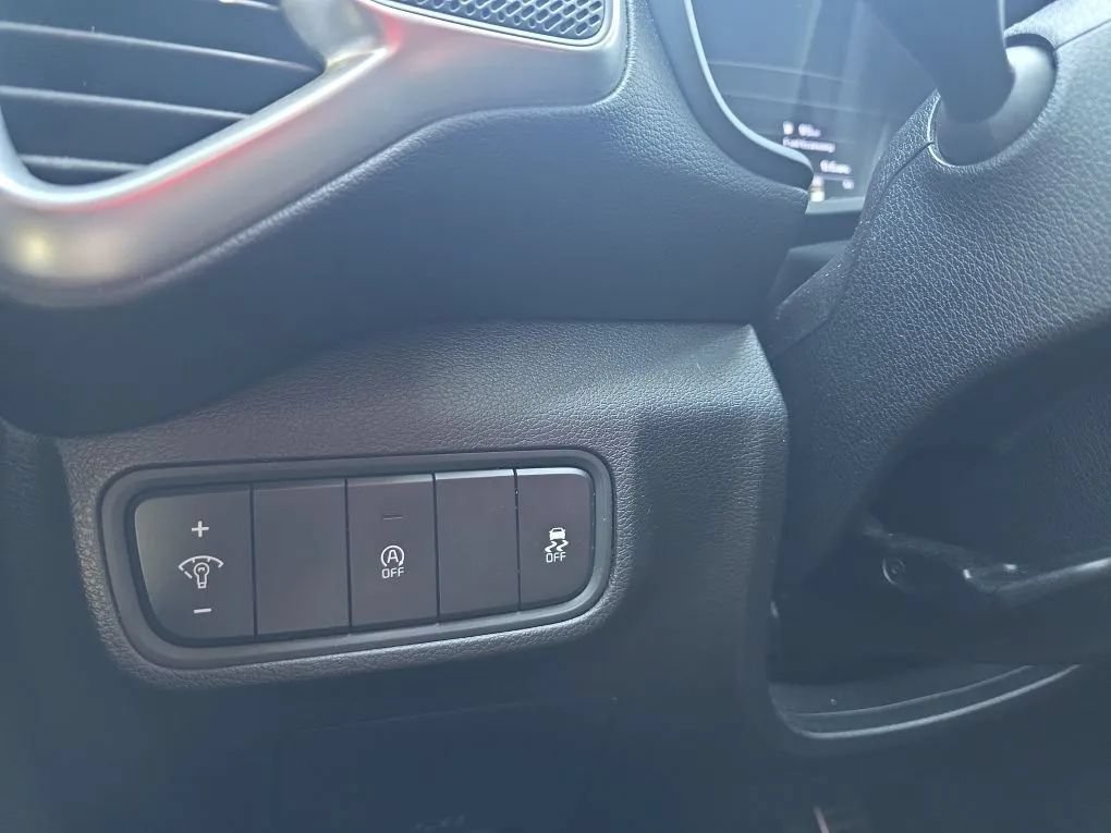 Used 2021 Kia Soul LX FWD image 20