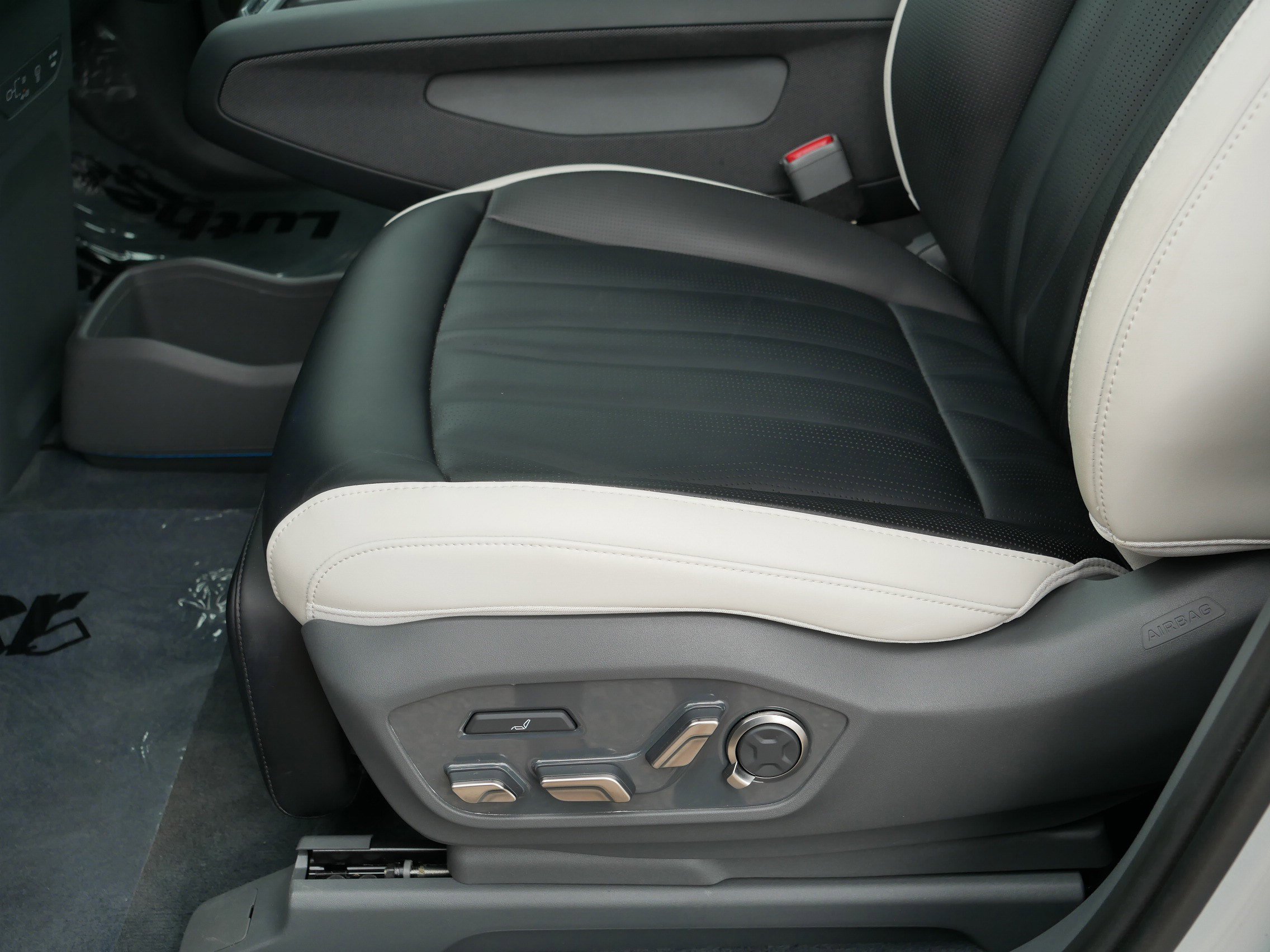 Certified 2024 Kia EV9 GT-Line AWD/4WD image 20