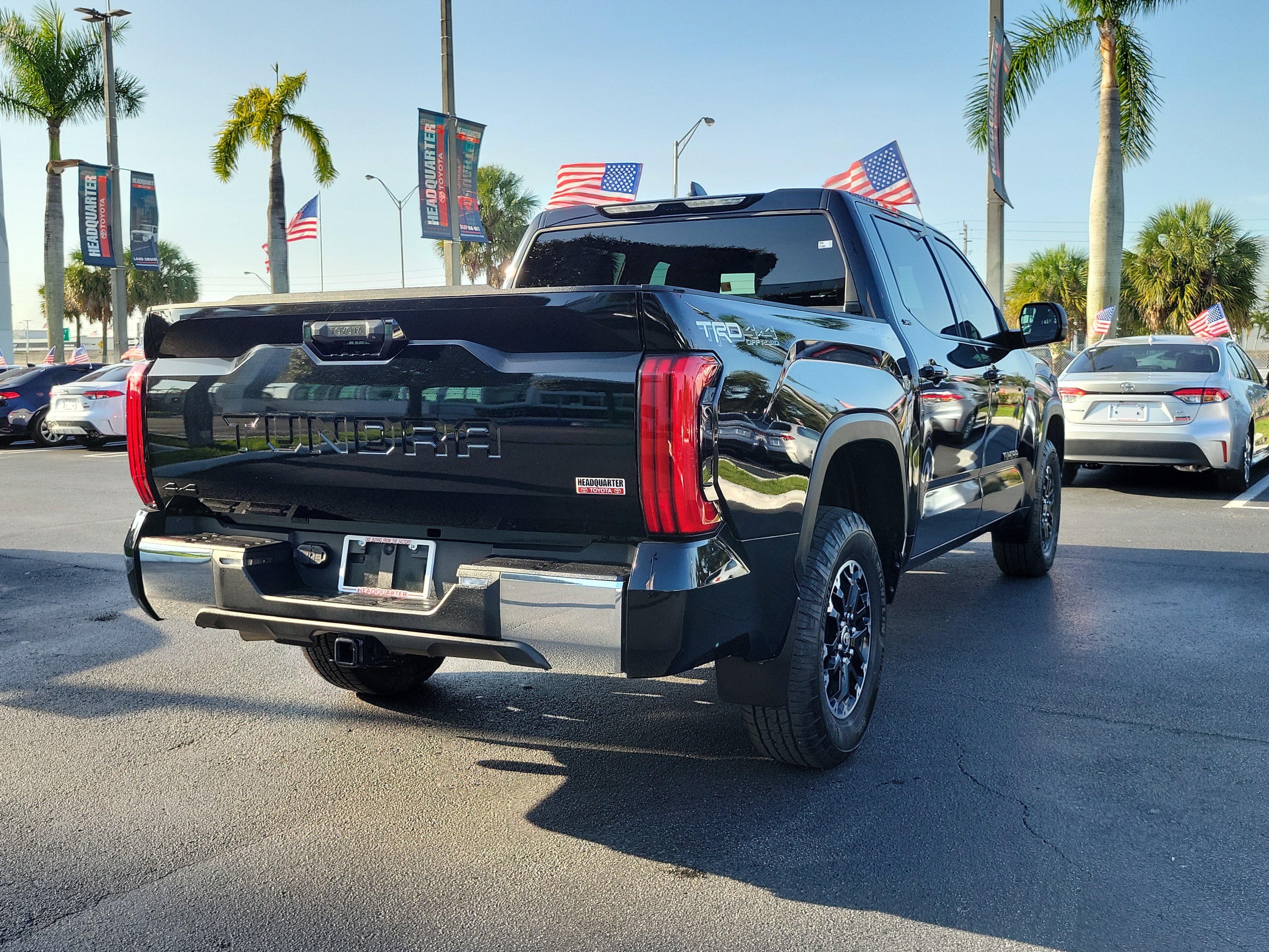 Used 2025 Toyota Tundra SR5 w/ TRD Off-Road Package AWD/4WD image 11