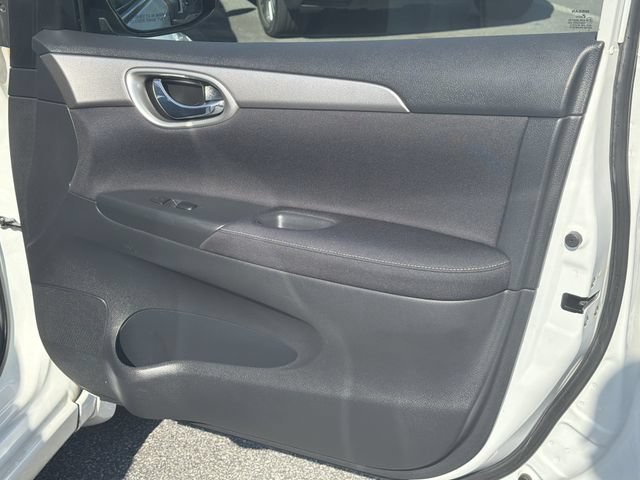 Used 2014 Nissan Sentra SV FWD image 16
