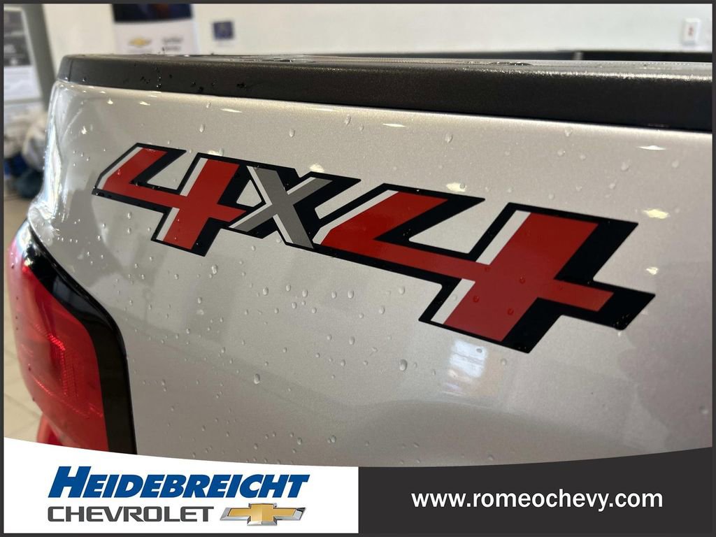 Used 2018 Chevrolet Silverado 1500 LT w/ Trailering Package AWD/4WD image 37