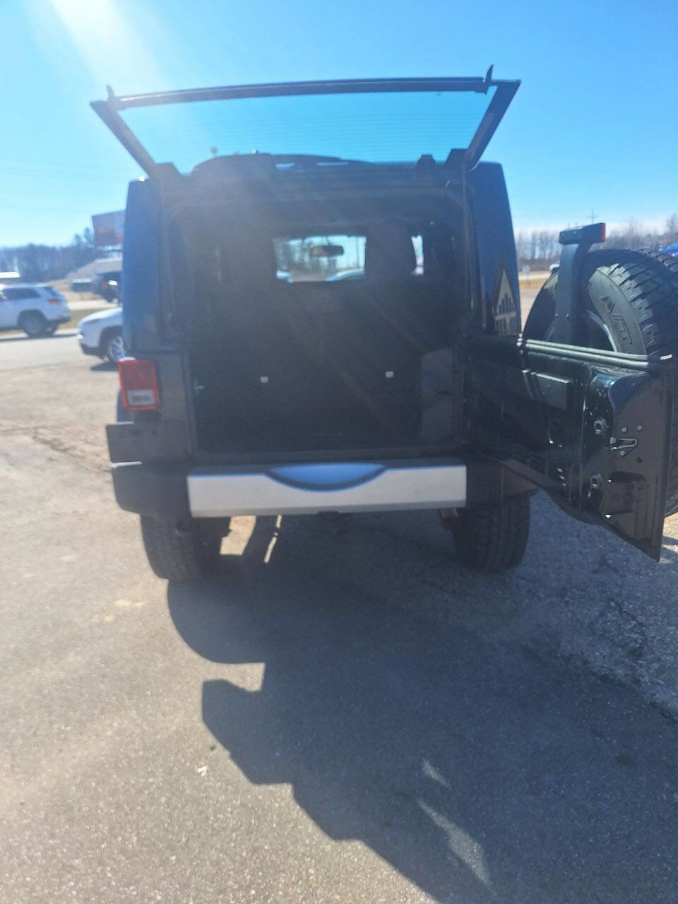 Used 2013 Jeep Wrangler Sahara w/ Connectivity Group image 5