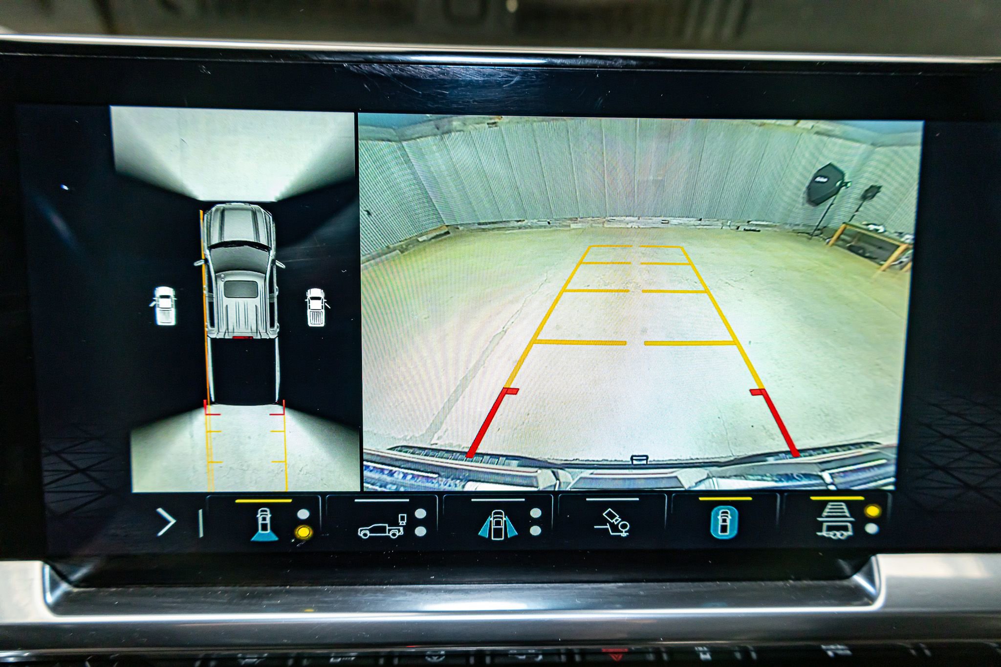 Used 2022 GMC Sierra 1500 Elevation w/ Elevation Premium Package image 20