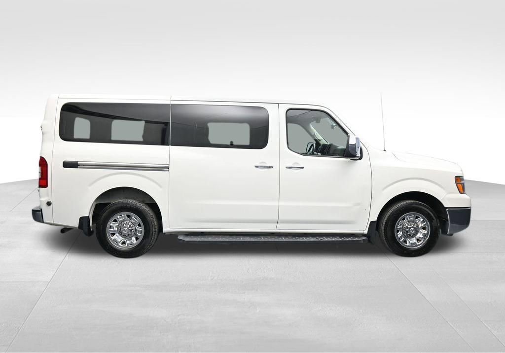 Used 2016 Nissan NV 3500 SL RWD image 6