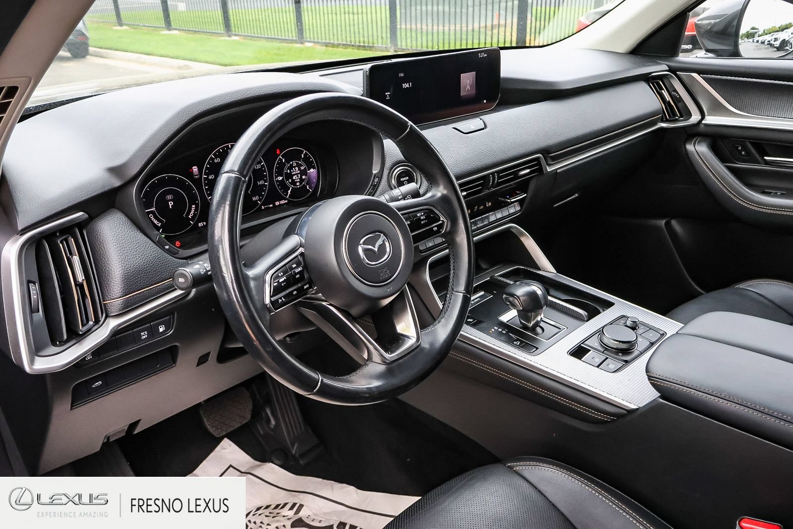 Used 2024 MAZDA CX-90 Plug-In Hybrid w/ Preferred AWD/4WD image 19