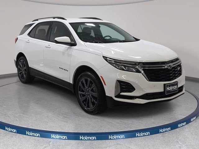 Used 2022 Chevrolet Equinox RS w/ LPO, Floor Liner Package AWD/4WD image 4